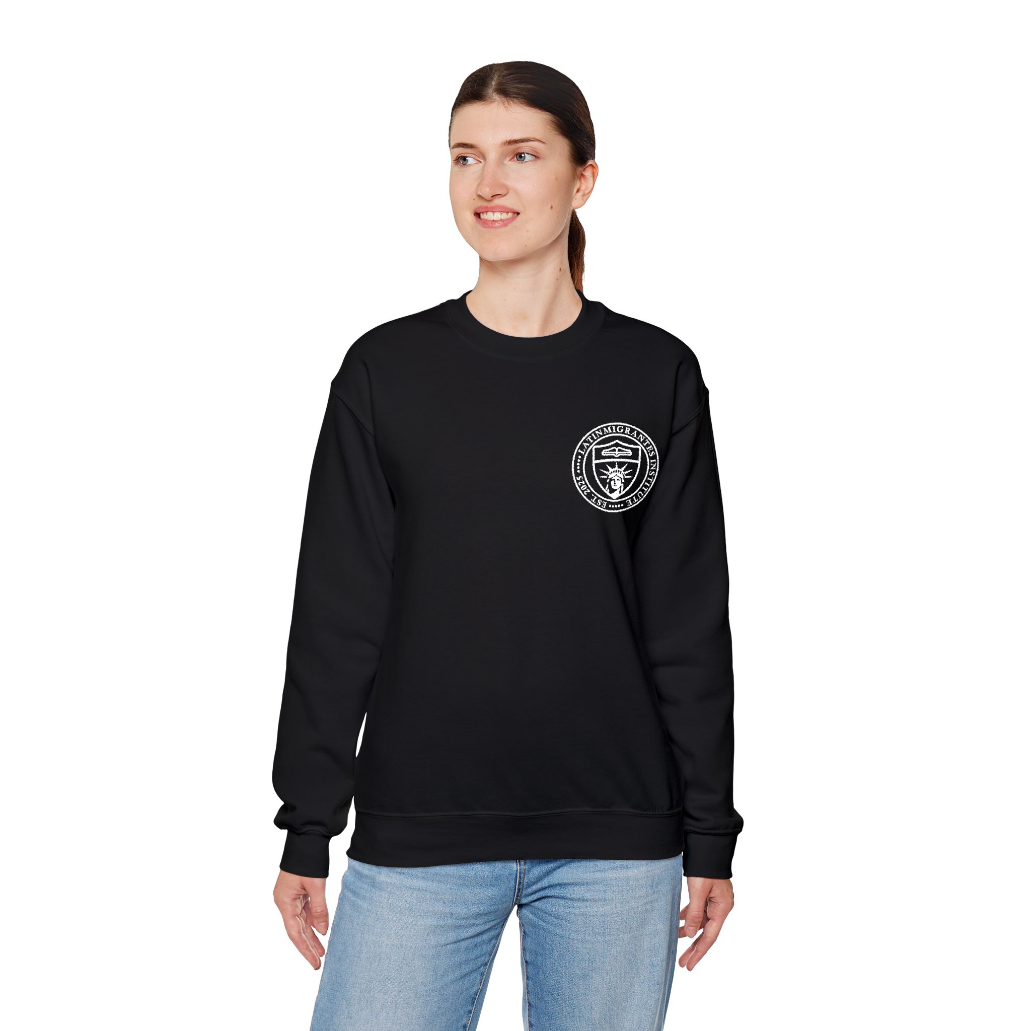 Sudadera Crewneck — Escudo Bordado - Image 9