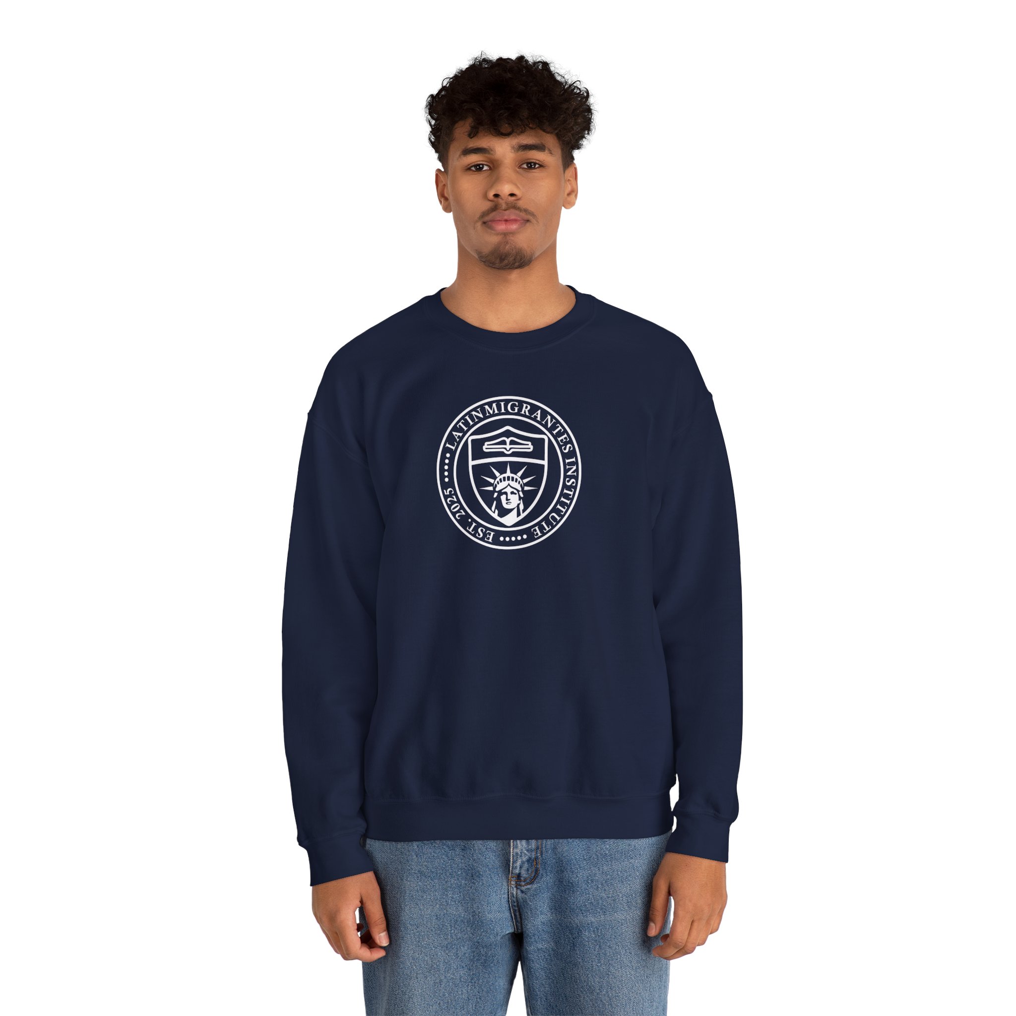 Sudadera Crewneck — Escudo Estampado - Image 22