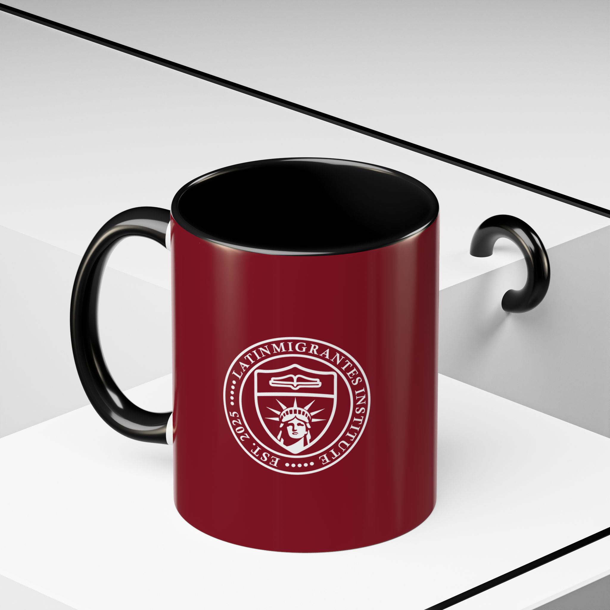Taza Académica — Escudo Estampado - Image 4