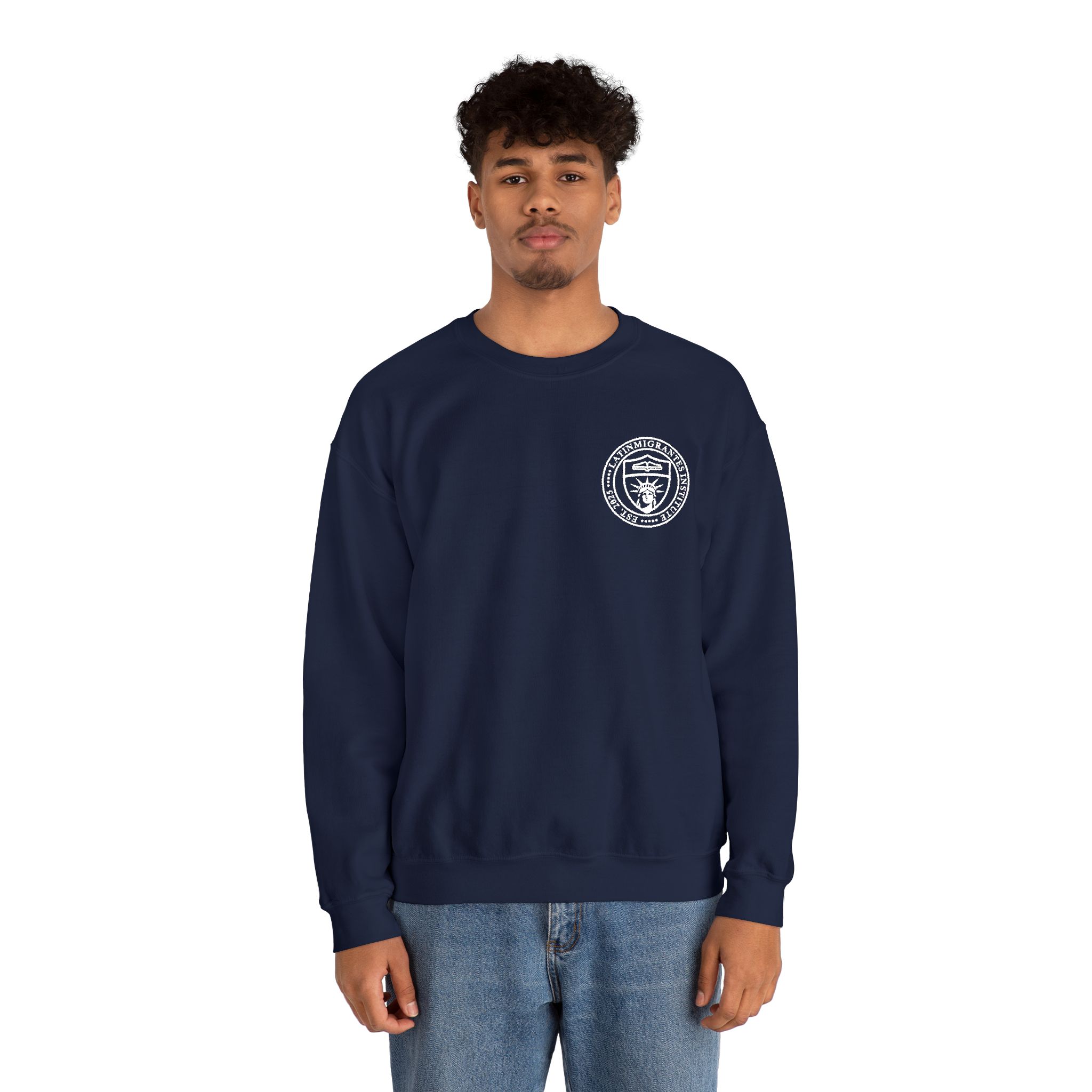 Sudadera Crewneck — Escudo Bordado - Image 13