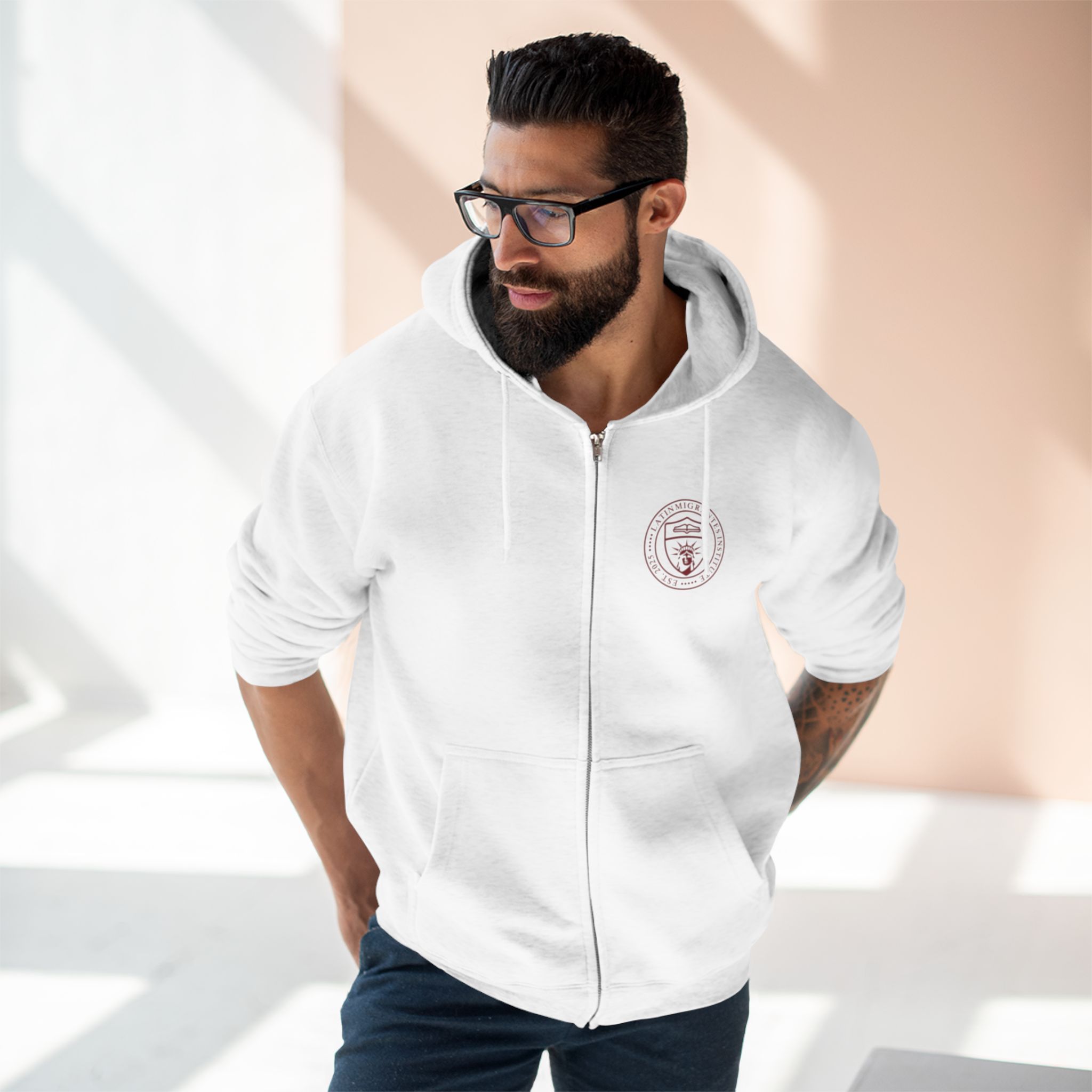 Sudadera con Cremallera — Escudo Estampado - Image 7